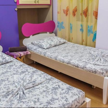 Toti Apartments Tirana Esterno foto