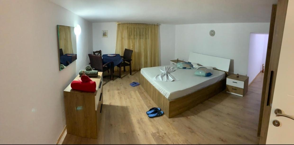 Toti Apartments Tirana Esterno foto